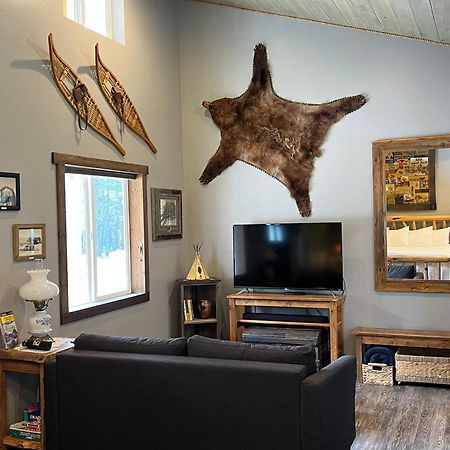 Fort Williamson Glacier Vacation Rentals Columbia Falls Exterior photo